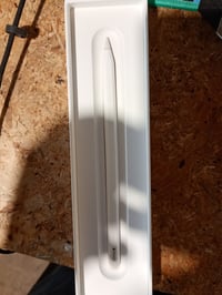 Dotykové pero Apple Pencil 2. generácie pre iPad — chybné, na náhradné diely: Nereaguje a nespáruje sa s iPadom (stav: pozri 2. obrázok) 2
