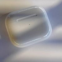 Lightning töltőtok — Apple AirPods (alkatrész) 2