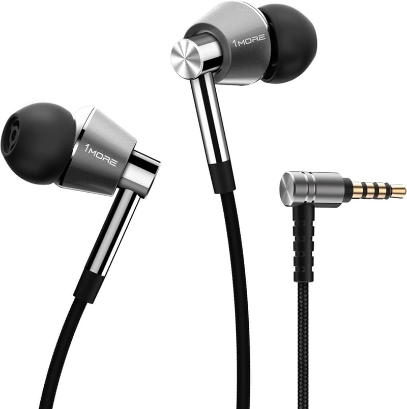 1MORE E1001 Triple Driver Fülhallgató - Ezüst, Zajszűrős, 20Hz-20kHz, Lecsatolható Kábel, 3,5mm Jack, Utazáshoz és Edzéshez
