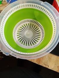 Centrifugă pentru salată pliabilă Emsa Basic, 4 litri, transparent/verde - capac rupt, funcțională (stare: vezi a 2-a poză) 3