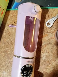 Blender Portabil Peelanmall 700 ml, Mini Smoothie Maker cu 12 Lame din Oțel Inoxidabil, Storcător cu Încărcare USB și Afișaj Digital 2