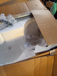 Oblúková LED stojacia lampa Teamson Home Arquer Versanora VN-L00010-EU, chróm, mramorový podstavec – preliačený, sfarbený podstavec (stav: pozri 2. obrázok) 9