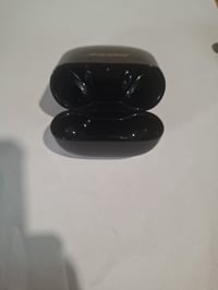 Nabíjacie puzdro pre Bluetooth slúchadlá Bose QuietComfort Ultra (2. gen.) – čierne, pre bezdrôtové slúchadlá, náhradný diel 4