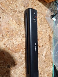 Scanner portabil de documente A4 Epson WorkForce ES-50, negru — defect — defect, pentru piese: scanare cu dungi (stare: vezi imaginea 2) 2