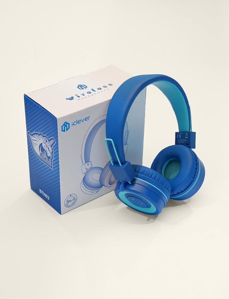 iClever Gyerek Bluetooth Fejhallgató Mikrofonnal, Hangerőszabályzós, Összecsukható