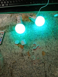 BOBOPAI Újratölthető LED Izzó Távirányítóval és Érintéssel, 2600 mAh Akkumulátor, E27, RGB, 2 — törött akasztó (állapot: lásd a 2. képet) 3