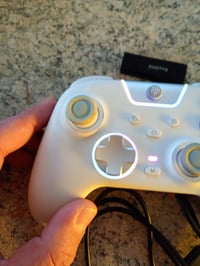 EasySMX X05 Pro Vezeték Nélküli Kontroller – Fehér – Hibás (Bal — hibás, részben működik: bal analóg kar beragad (állapot: lásd a 2. képet) 3