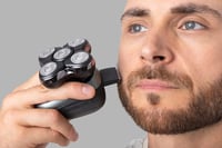 Remington XR1600 Elektromos Fejborotva Férfiaknak - 5 Borotvafej, Turbó Funkció, 0,2 mm-es Vágás, 60 Perc Üzemidő, Vízálló, Kihajtható Trimm 3