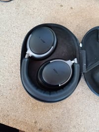 Căști wireless cu anulare a zgomotului Bose QuietComfort Ultra, cu sunet spațial și microfon, autonomie 24 de ore, negru - utilizat 3