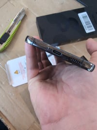 Smartfón Samsung Galaxy S22+ 5G 256GB čierny SM-S906BZKGEUB – chybný, na náhradné diely: nezapne sa, rozbitý (stav: pozri 2. obrázok) 4