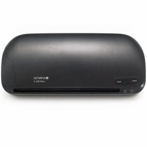 Crapătură în partea superioară — Laminator Olympia A 330 Plus pentru format A3, 75-125 microni, pentru folii lucioase și mate (Produs de prezentare)