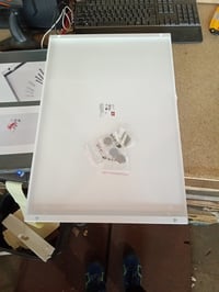 Tablă magnetică metalică Zeller Present 11123, albă, 40x60 cm - colț și margine deteriorate, în rest în stare ca nouă (stare: vezi a 2-a imagine) 2
