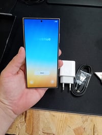 Inteligentný telefón Samsung Galaxy S24 Ultra 5G, 6,8" QHD+ Dynamic AMOLED 2X displej, 200MP fotoaparát, 12GB RAM, 512GB, 5000mAh, Titanium Violet, s nabíjačkou 5