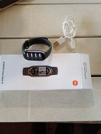 Inteligentný náramok Xiaomi Smart Band 10, 1,72" AMOLED displej, vodotesnosť 5ATM, 150+ športových režimov, meranie SpO2 a tepu, čierny 2