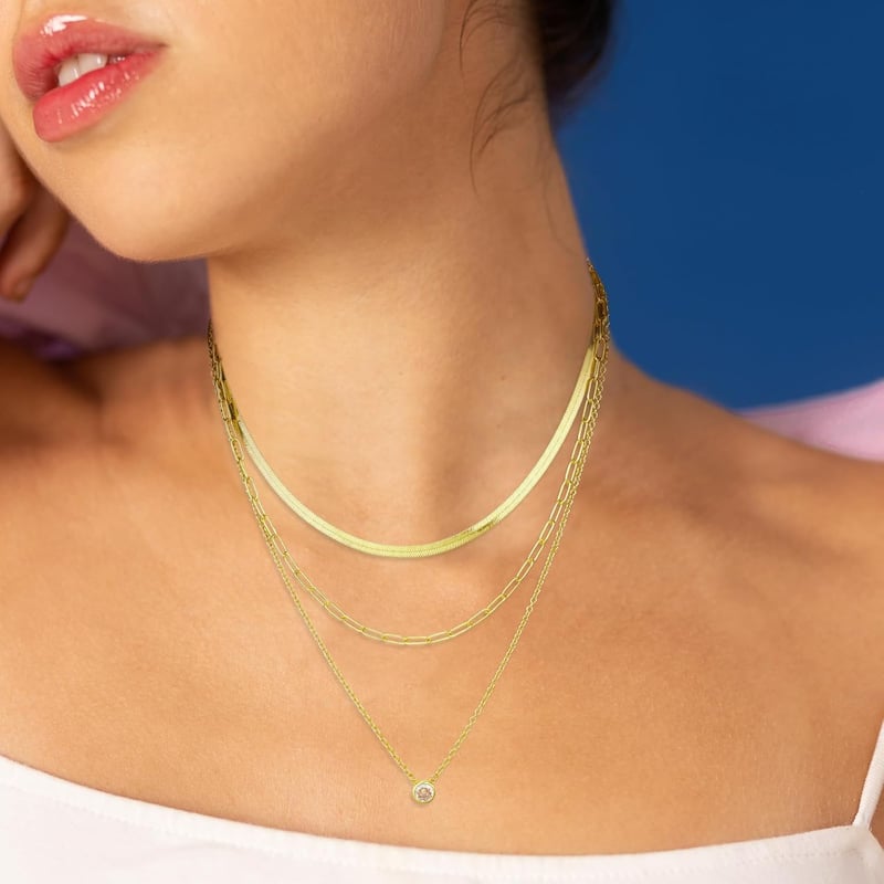 DIVINA VITAE Réteges Női Nyaklánc 14K Arany Bevonattal - Cirkónia Medálos Elegáns Ékszer, Lapos Kígyólánc, Rozsdamentes Acél Choker