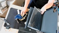 IVEOPPE Érintőpados Billentyűzetes Tok Xiaomi Redmi Pad Pro 12,1 hüvelykes Tablethez – Beépített Touchpad és Billentyűzet 2