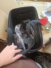 Cyklistický košík pre psov Trixie 13108 na predný nosič, so sieťovaným krytom a — zips je rozobraný (stav: viď 2. obrázok) 4