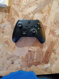 Bezdrôtový ovládač Xbox pre PC, čierny, bez USB-C kábla — chybný — chybný, na náhradné diely: Ovládač má drift (stav: pozri 2. obrázok) 2