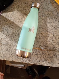 Termoska KollyKolla 500 ml, nerezová oceľ, izolovaná fľaša na vodu, bez BPA, vhodná aj na sýtené nápoje — použité (stav: pozri 2. obrázok) 3