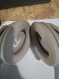 Căști wireless over-ear Bose QuietComfort cu anulare a zgomotului, Bluetooth și microfon, autonomie 24 de ore, culoarea nisipului, ediție limitată 4