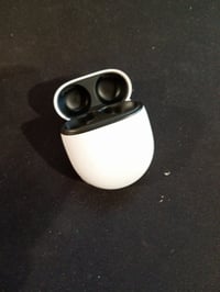 Google Pixel Buds Pro 2 – Nabíjacie puzdro (náhradný diel) 3