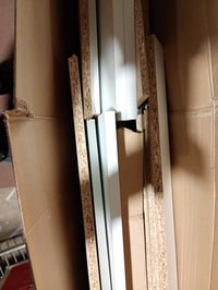 FMD Möbel Step 3 cipősszekrény 3 lehajtható ajtóval, fehér — hibás, alkatrésznek: törött oldalsó elemek (állapot: lásd a 2. képet) 2