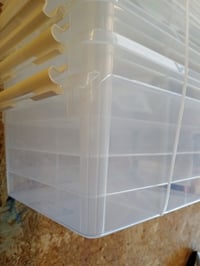 SmartStore Tárolódoboz Fedéllel 10 db, 2L, 21x17x11 cm, Átlátszó Rendszerező Szett — letört oldal és sarok (állapot: lásd a 2. képet) 3