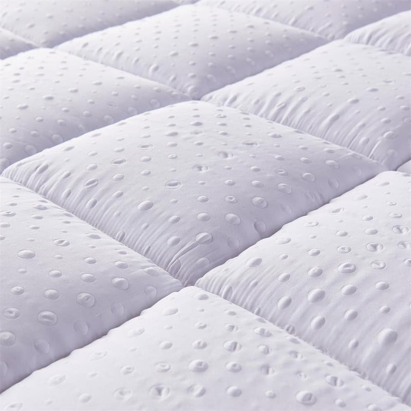 Bedecor Ultra Puha Matracvédő Csúszásmentes 3D Masszázs Buborék Fedéllel - 150 x 200 cm