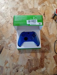 Bezdrôtový ovládač Xbox Wireless Controller Shock Blue (modrý) pre Xbox Series — USB-C kábel nie je súčasťou balenia (stav: pozri 2. obrázok) 2