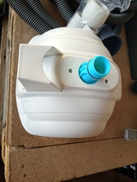 Automatický bazénový vysávač Intex ZX50 Krystal Clear, sací, 0,8 l nádoba, 6,5 m hadica, bielo-modrý, používaný 3