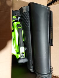 Suflantă și aspirator de frunze cu acumulator Greenworks GD40BVII 40V, unealtă de grădină cu dublă funcție și sac colector, utilizat 2