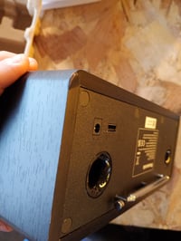 Internetové a DAB+/FM rádio Panasonic RF-D40EG-K s Bluetooth, 6 W, 7,5 – na rohu rádia sa začína odlepovať kryt (stav: pozri 2. obrázok) 2