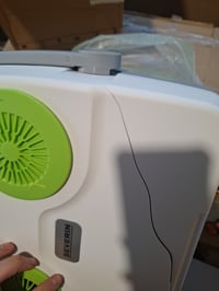 Elektrická chladiaca taška SEVERIN KB 2922, 19 l, funkcia chladenia a ohrevu — chybná, na náhradné diely: zlomené veko (stav: pozri 2. obrázok) 4