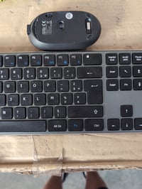 Set tastatură și mouse wireless Amazon Basics, dimensiune completă, 2,4 GHz, receptor USB — uzură minimă (stare: vezi a 2-a imagine) 2