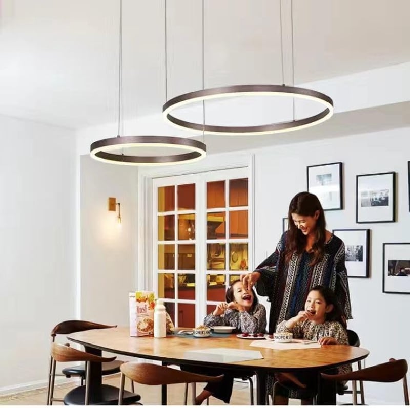 YYUTLUO Modern LED Csillár, 2 Barna-Arany Gyűrű, 40+60 cm, 40W, Távirányítós Fényerőszabályzás, Fém-Akril Függőlámpa Nappaliba