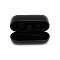 Futrola za punjenje + USB-C adapter 1