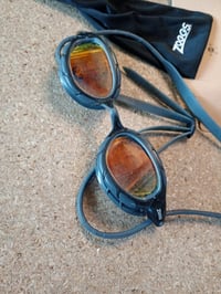 Ochelari de înot pentru adulți Zoggs Predator cu protecție UV, strat anti-aburire, Ultra-Fit — lentile pătate (stare: vezi a 2-a imagine) 3