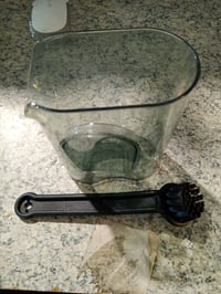 Storcător de fructe și legume Severin ES 3566, cu recipient de colectare de 500 ml, argintiu/negru, carcasă din oțel inoxidabil, 2 trepte de viteză 2