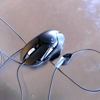 Logitech G502 HERO gaming miš, 25600 DPI, 11 programibilnih tipki, RGB osvjetljenje — ogrebotine na donjoj strani (stanje: vidi 2. sliku) 2