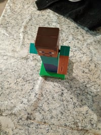 Puckator FF139 Minecraft Steve Solar – chybný, čiastočne funkčný: figúrka je otočená naopak a chýba meč (stav: viď 2. obrázok) 2