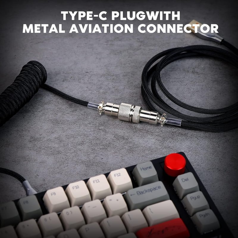 EPOMAKER 1,8m-es Spirál USB-C Gamer Billentyűzet Kábel, Leválasztható Csatlakozóval, Fekete