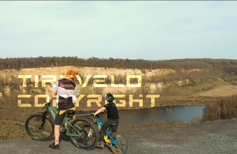 TIRE-VELO Gyermekkerékpár Vontató Rendszer - Alumínium Váz, Többszínű, Könnyű 280g, Tartós Bicikli Húzó Szerkezet Gyerekeknek