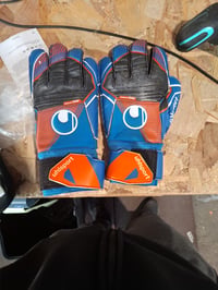 Mănuși de portar uhlsport Soft Pro pentru copii și adulți - mărimea 11, albastru/portocaliu/alb, respirabile, aderență bună, fixare la încheietură 2