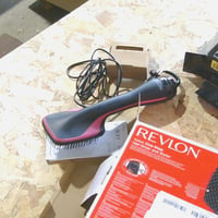 Teplovzdušná kefa a sušič vlasov Revlon Pro Collection RVDR5212E2 Salon One-Step, čierno-ružová, jednostranná plochá kefa 2
