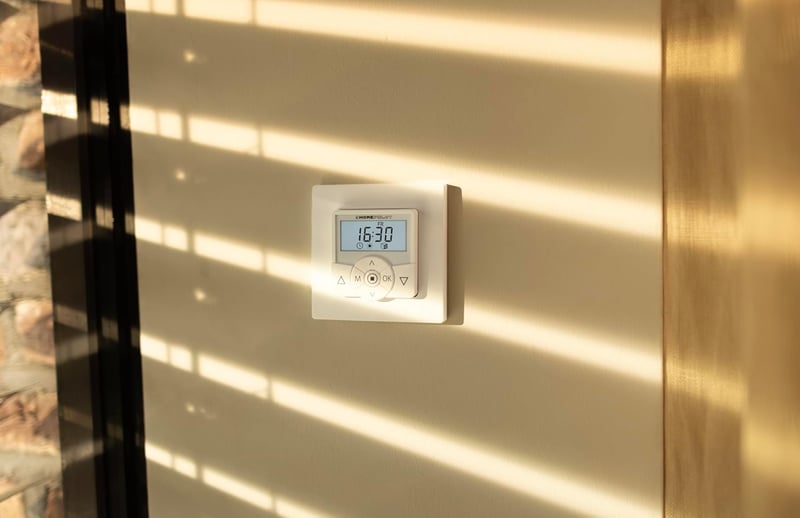 Homepilot Prémium Okos Időkapcsoló - Vezeték Nélküli Redőnymotor Vezérlő, Távirányítható, 80x80 mm, Fehér, Redőnyvezérléshez 10502001