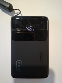 INIU Mini Power Bank 10000 mAh, 45W gyors töltéssel, beépített USB-C — Karcos illetve a az egyik port törött (állapot: lásd a 2. képet) 3