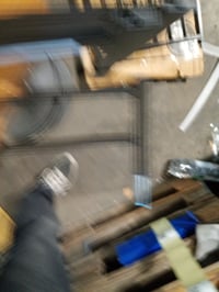 Regalo biztonsági boltíves babakapu ajtókhoz és lépcsők aljához, 75-87 cm nyíláshoz, nyomásra — hiányzó csavar (állapot: lásd a 2. képet) 7