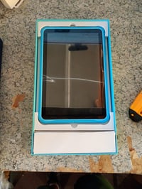 Tabletă pentru copii PRITOM 10 inchi Android 13 3G WiFi 2GB — defectă, funcționează parțial: se blochează la logo, ecranul pâlpâie (stare: vezi a doua fotografie) 2