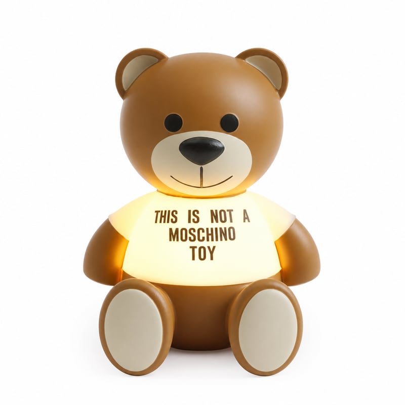 Stolná lampa Kartell Toy Moschino medvedík – chybný, čiastočne funkčný kus (blikajúce svetlo) — chybný, čiastočne funkčný (stav: pozri 2. obrázok)
