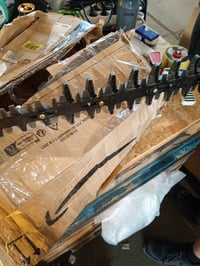Akumulátorové nožnice na živý plot Einhell GE-CH 36/65 Li Power X-Change 36V, dĺžka reči 65 cm, rozstup zubov 30 mm, s otočnou rukoväťou, Solo (bez akumulátora) 2
